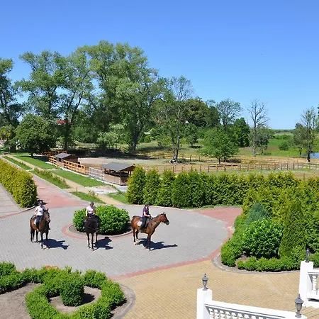 Palac Parkowy W Parnowie Kołobrzeg