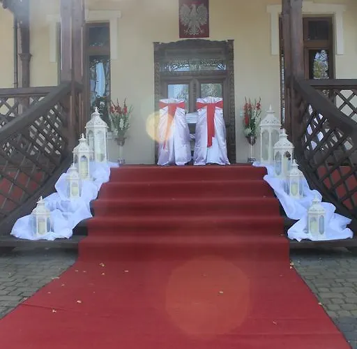 Palac Parkowy W Parnowie קולובז'ג