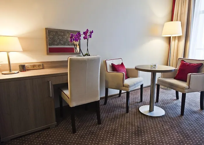 Palac Parkowy W Parnowie * קולובז'ג